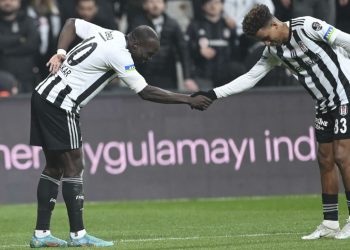 4 gollü maçta kazanan Beşiktaş oldu
