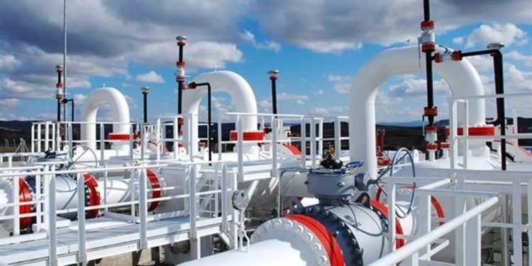 Akın: Avrupa’da doğalgaz fiyatı yüzde 90 düştü, Türkiye’de inmedi