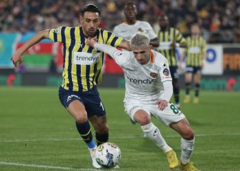 Fenerbahçe 3 puanı 3 golle aldı